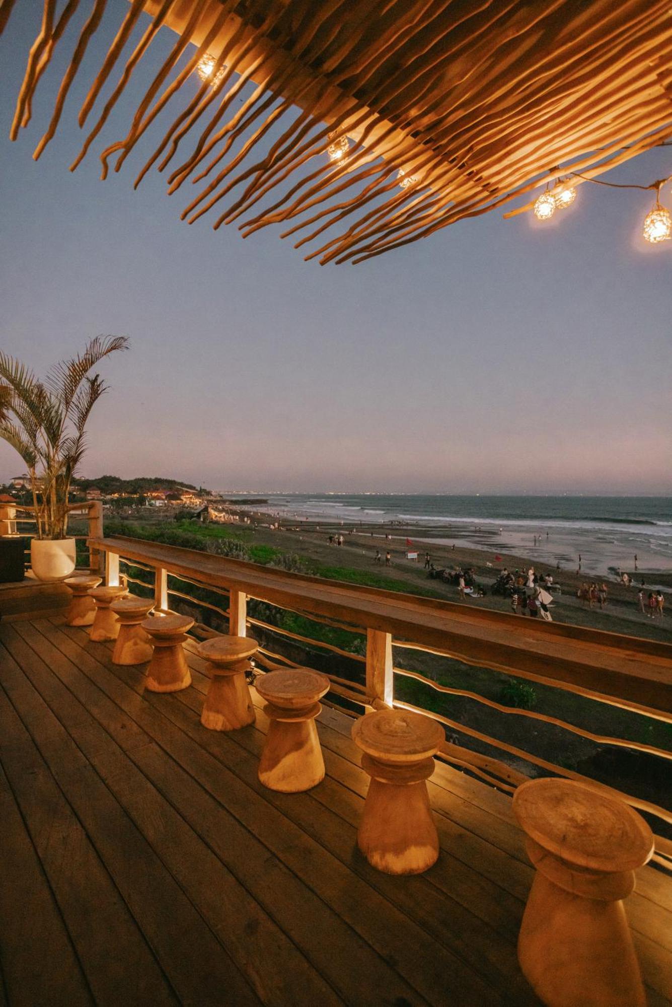 Pondok Nyoman Bagus Guest House Canggu Exterior foto
