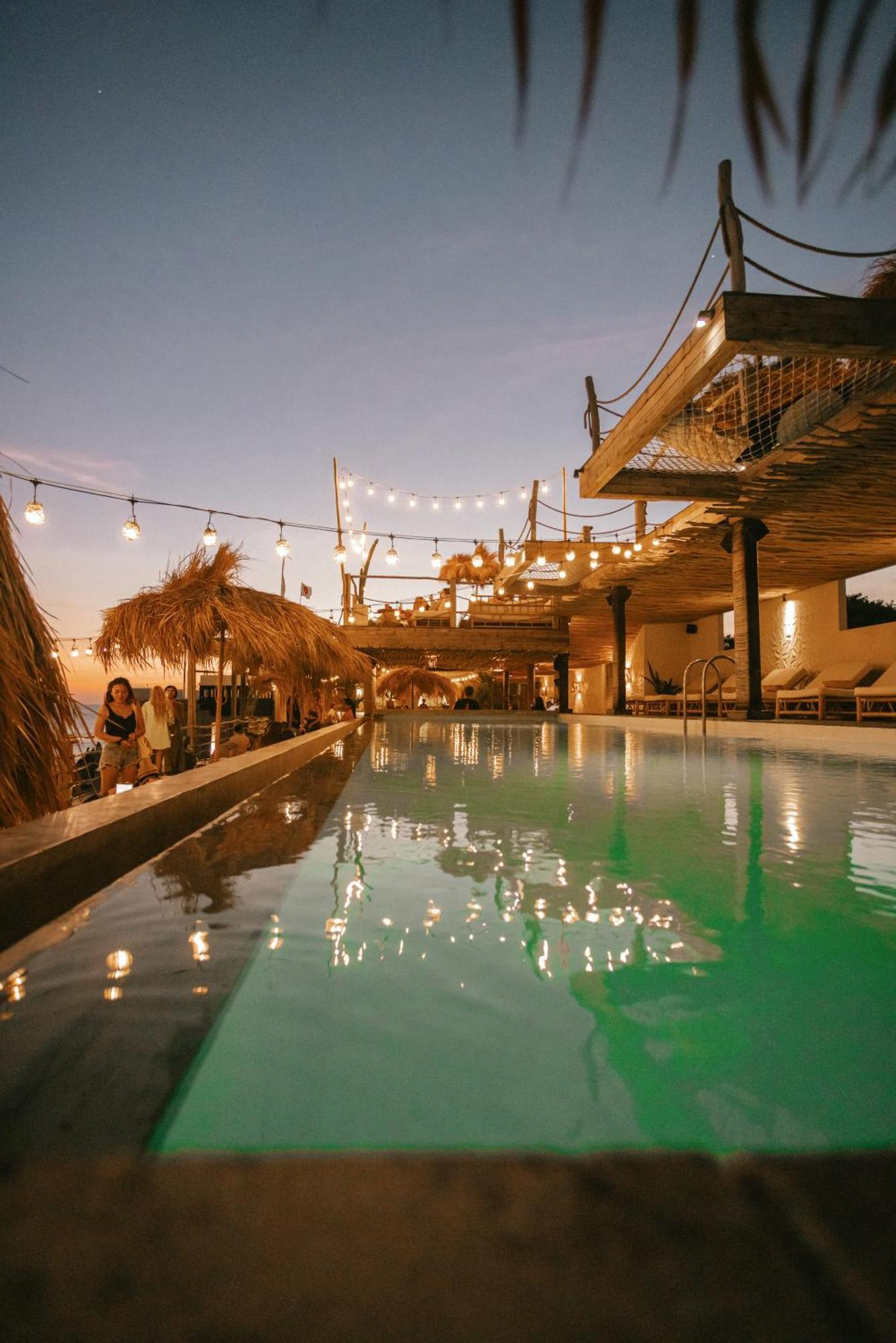 Pondok Nyoman Bagus Guest House Canggu Exterior foto
